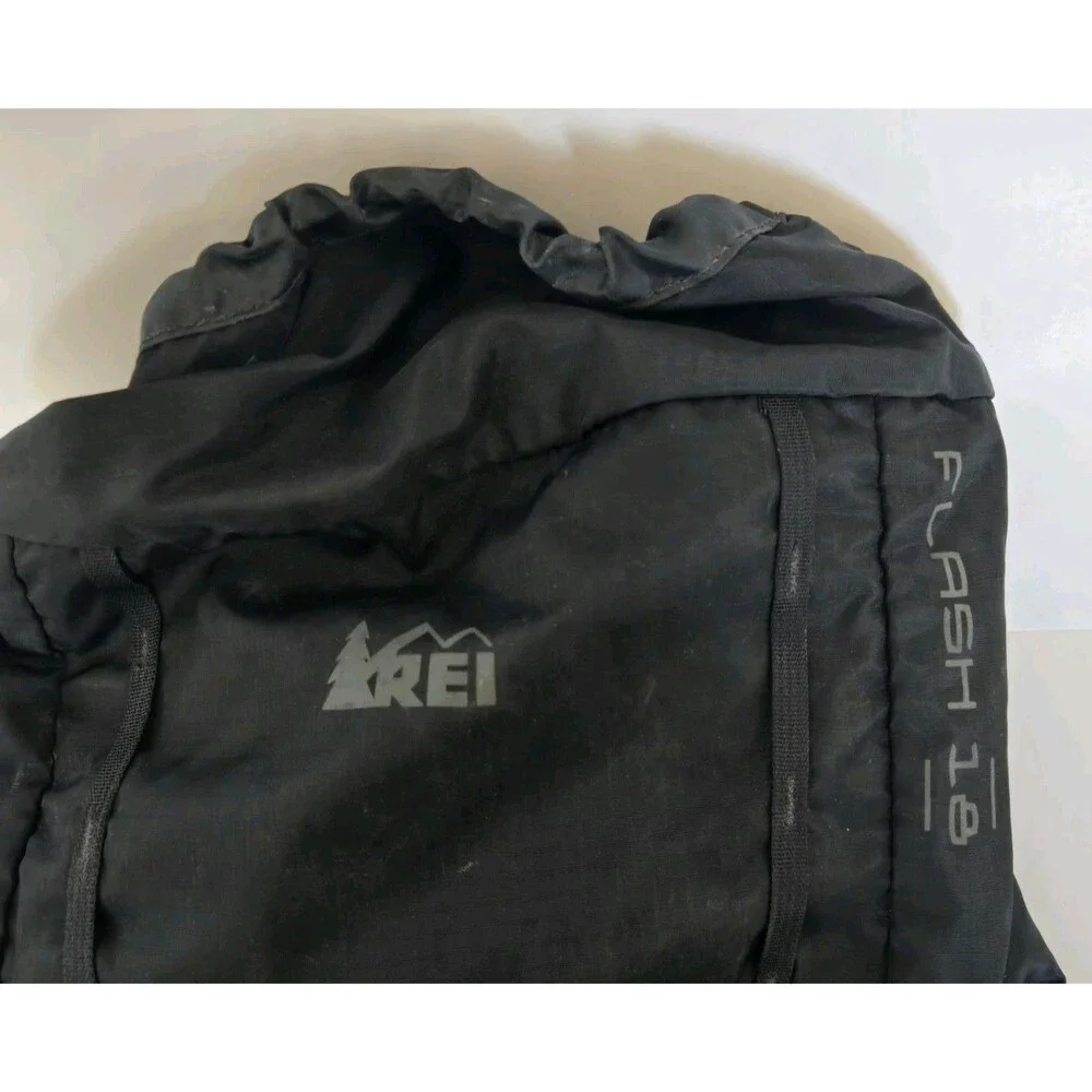 REI backpack flash